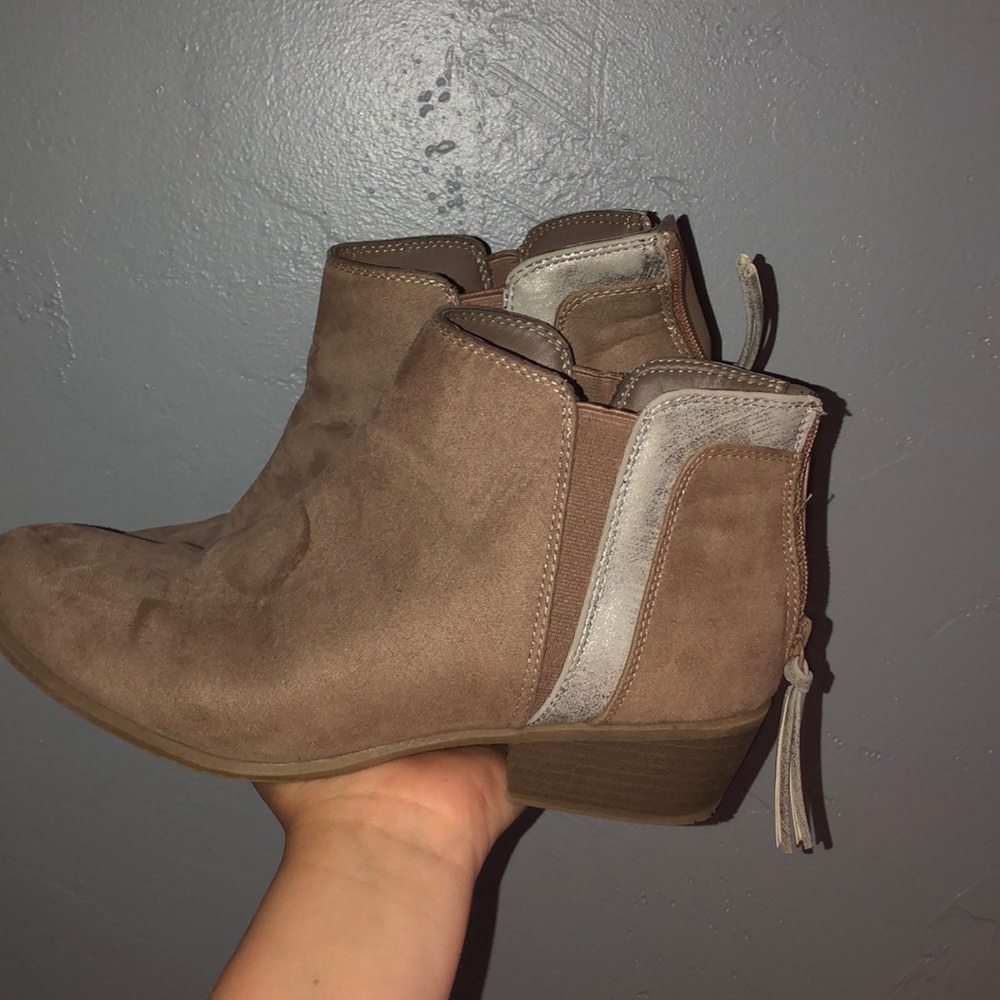 Candie’s Ankle Boots